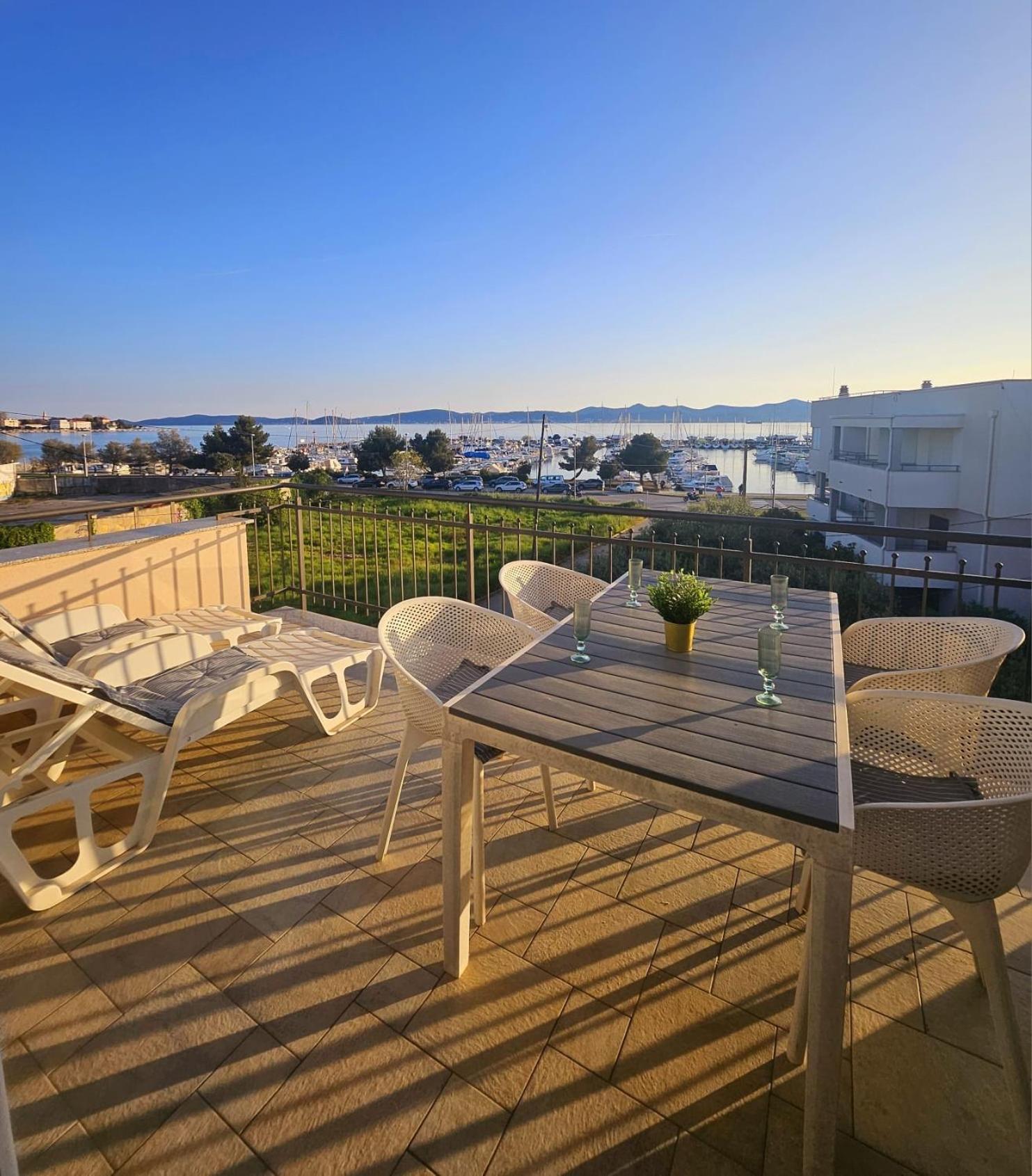 Apartment Lovre Zadar Eksteriør bilde